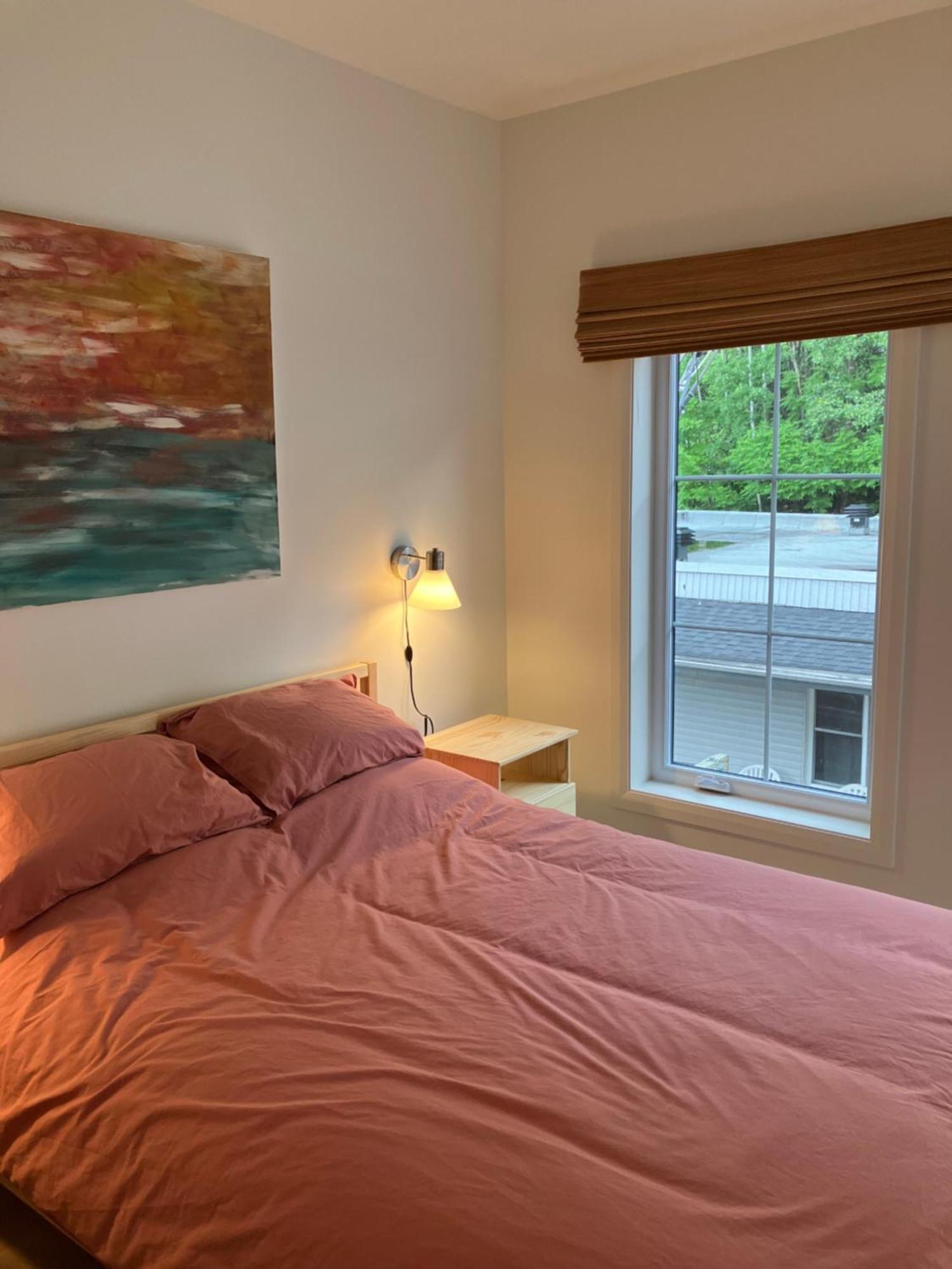 Yin Et Yang Apartment Sainte-Anne-de-Beaupre Exterior photo